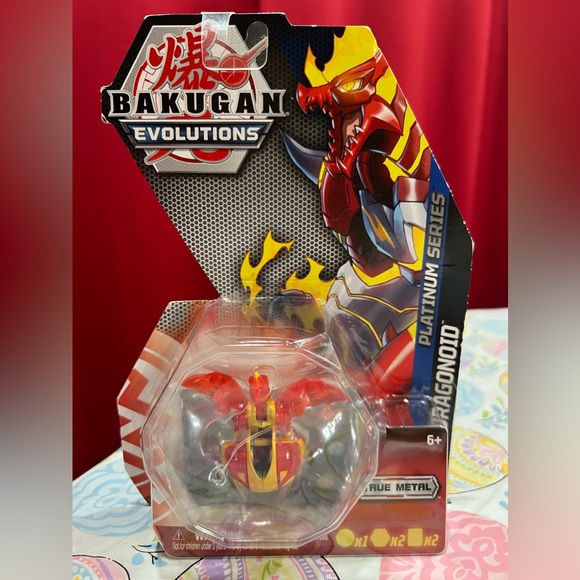 Bakugan Evolution Dragonoid and free blue bakugan - Picture 2 of 4
